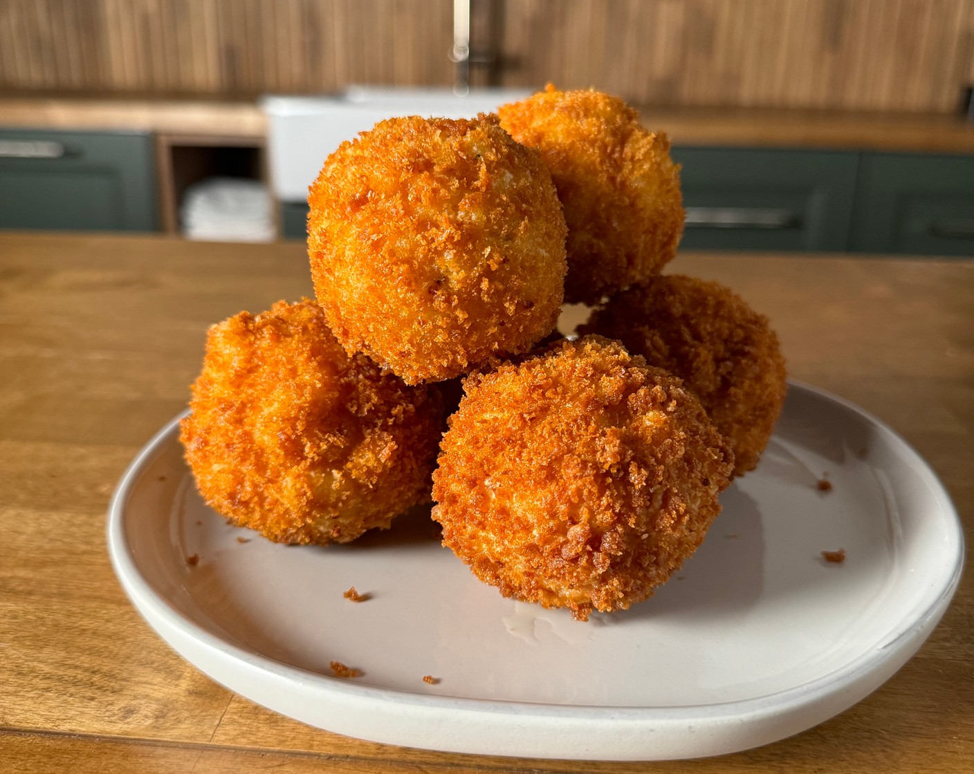Mac & Cheese Bites Inspired by Tini: Crispy, Cheesy, & Irresistible